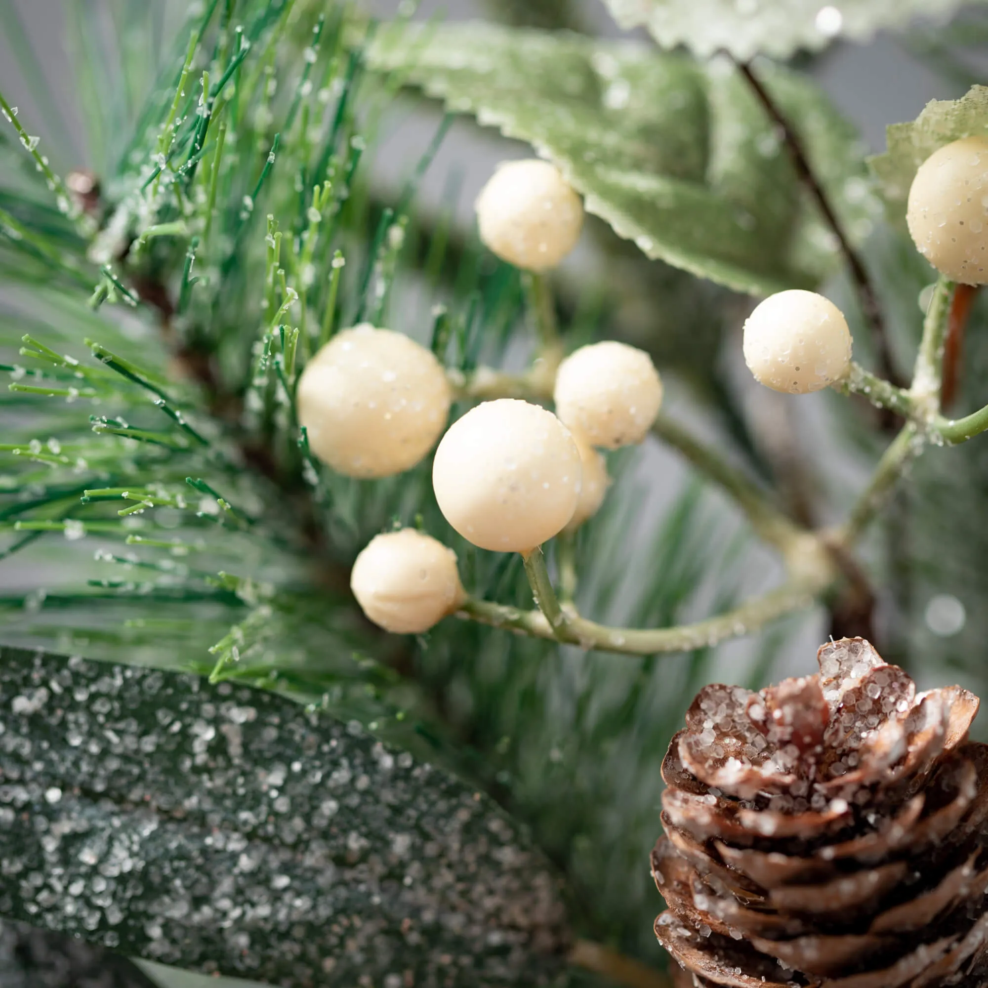 Berry And Pinecone Garland