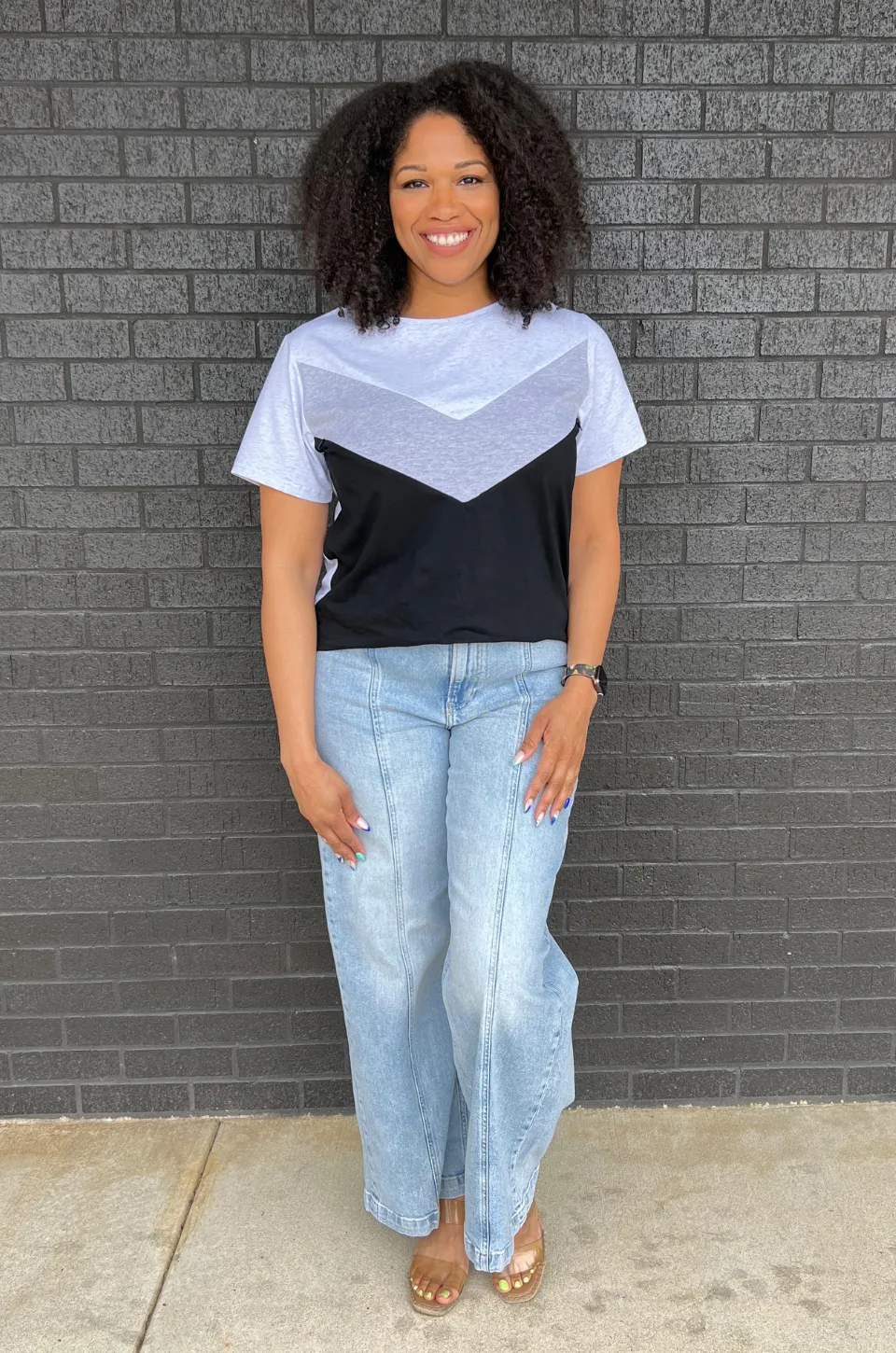 Chevron Colorblock Nursing T-Shirt - Ash Gray