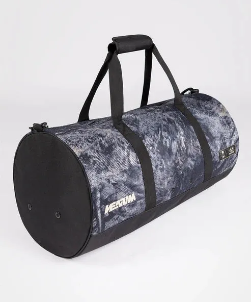 Venum Laser XT Realtree Duffle Bag