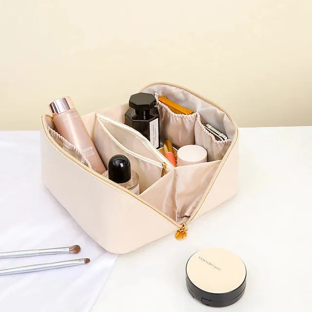 Women's Large Capacity Portable Cosmetic Bag